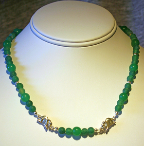 Sterling silver: 2 Elephants with green agate and jade beads