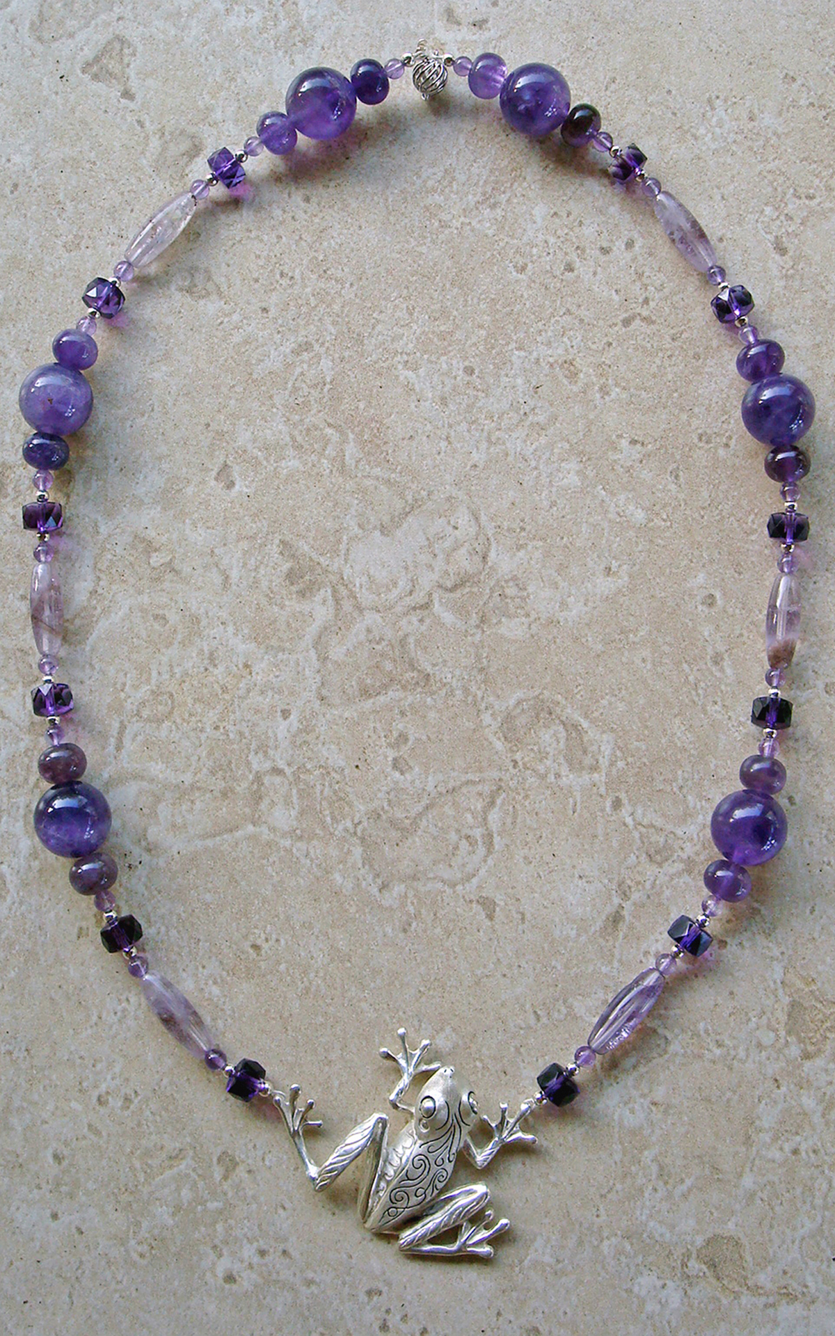 Sterling silver: Fantasy Frog with Amethyst beads