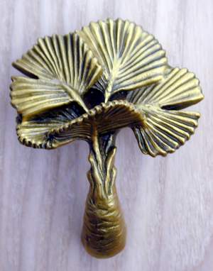 Palms:Fan Palm Knob brass finish
