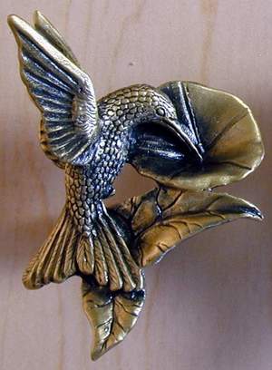 Hummingbird Knob Left brass finish
