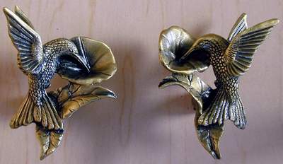 Hummingbird Knob Set brass colored